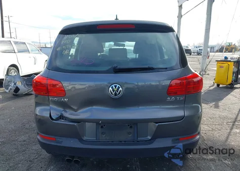 2013 Volkswagen Tiguan S from USA, damaged, VIN WVGAV3AX7DW621978